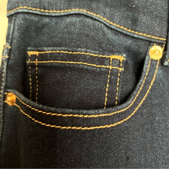 Michael Kors Jeans - Picture 5 of 9